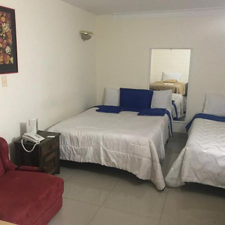 Hotel Casa Rincon Del Chico Bogota Bagian luar foto