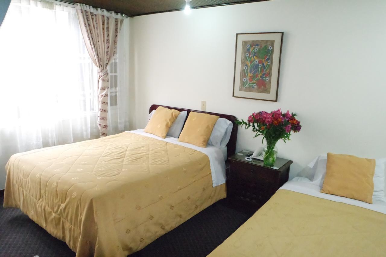Hotel Casa Rincon Del Chico Bogota Bagian luar foto